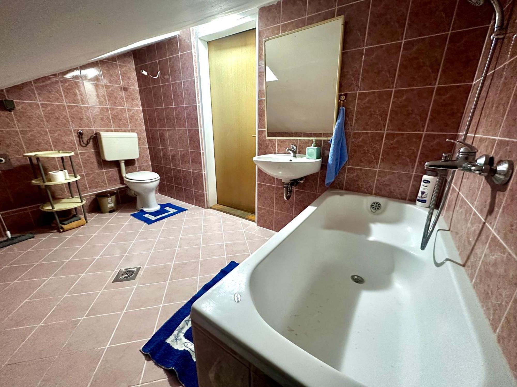 Хостел Alfar House Сараево Экстерьер фото
